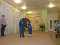 Сценарий развлечения по пожарной безопасности для детей старшего дошкольного возраста «Юные пожарные»
