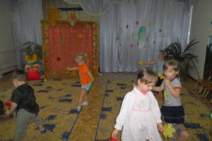 Сценарий праздника для детей младшего дошкольного возраста с использованием кукольного театра "Осень в лесу