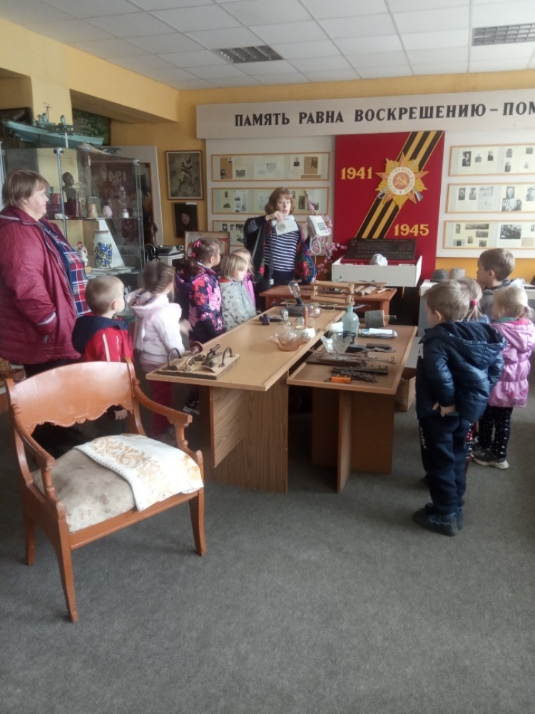 15 сентября воспитанники старшей группы детского сада впервые посетили районный краеведческий музей.